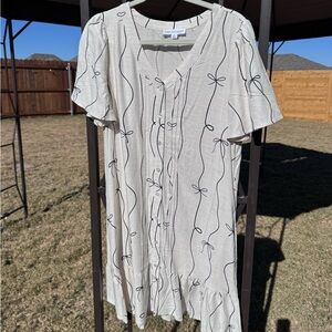 Jane and Delancey Cream and Black Mini Dress